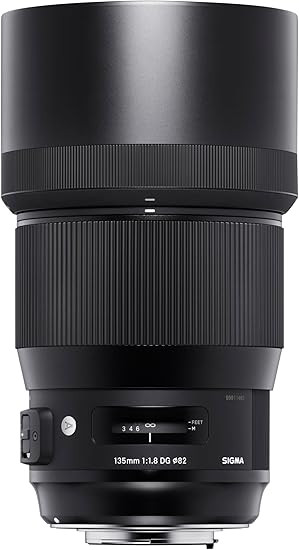 لنز زیگما ۱۳۵ میلیمتر f/1.8 DG HSM Art برای نیکون